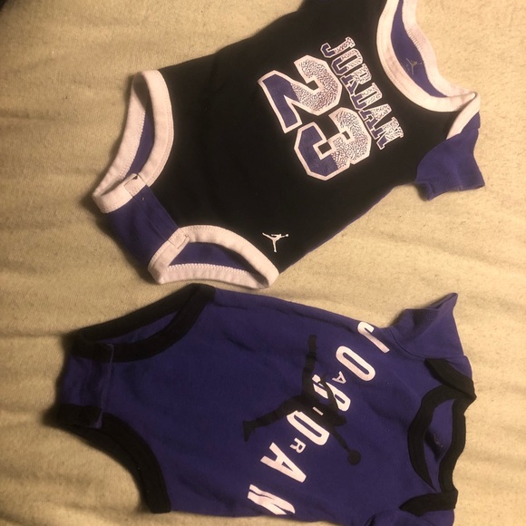 2 Baby Jordan Onesies - Picture 1 of 4